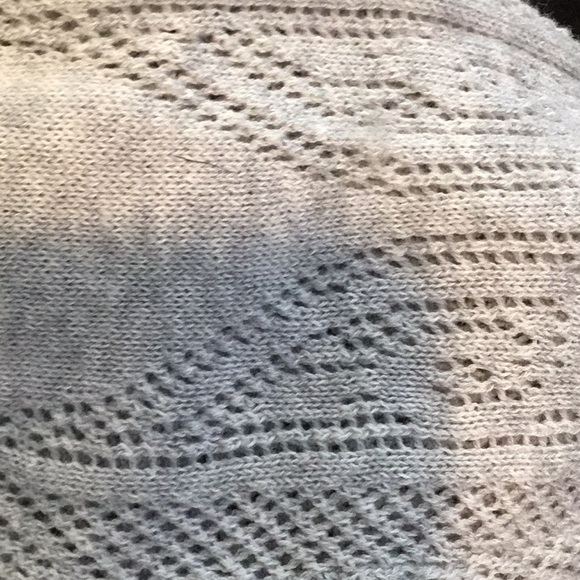 Women’s Sweater - Picture 4 of 5